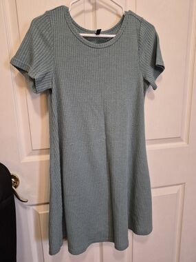 Girls' Sage Green Short Sleeve Knit Dress